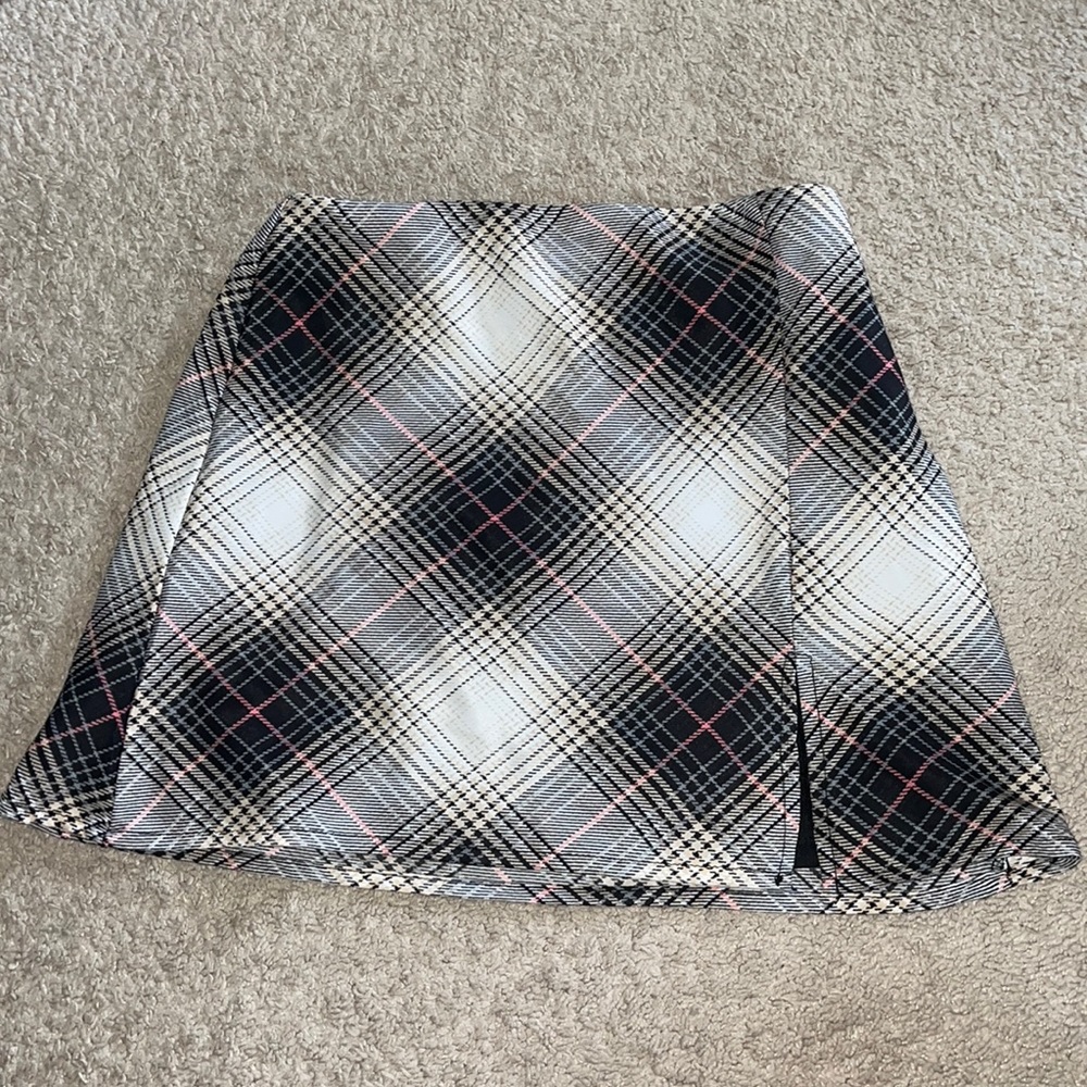 plaid mini skirt